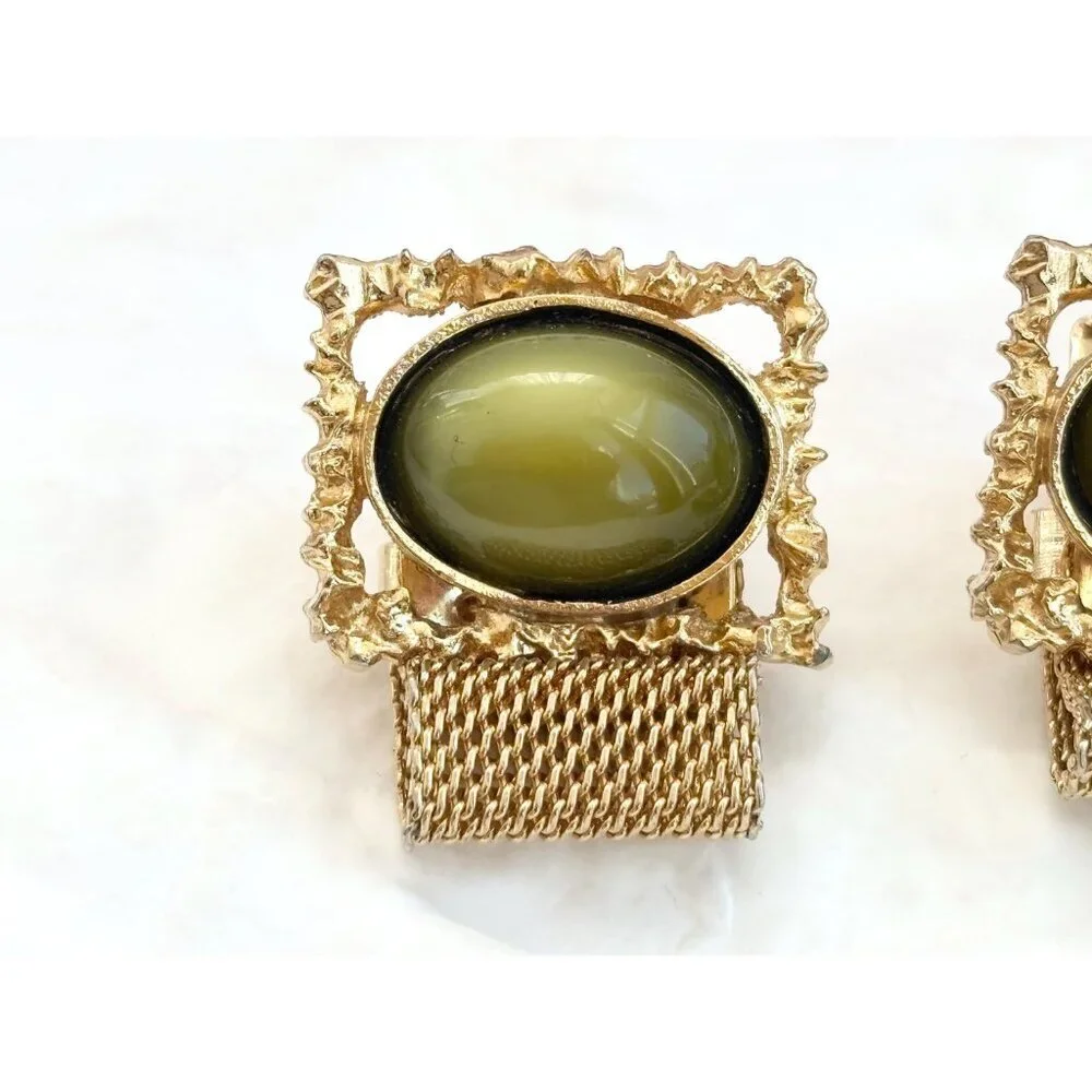 Green Thermoset Midcentury Mesh Wrap Gold Toned Square Vintage Cufflinks